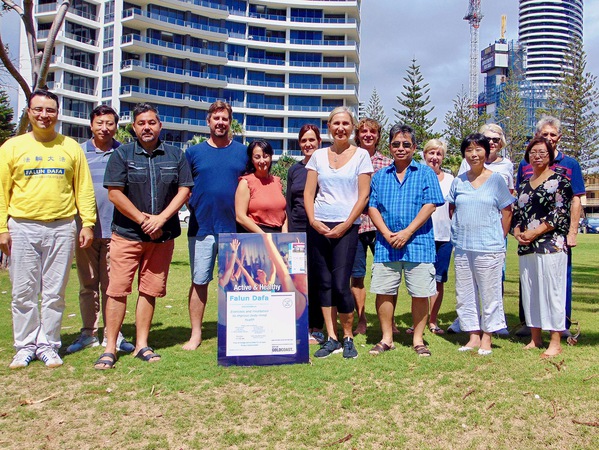 Image for article ​Australia: los candidatos al Concejo Municipal de la Costa Dorada del Sur se reúnen con los practicantes de Dafa