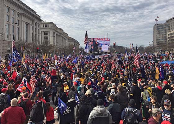 Image for article Washington D. C.: cientos de miles de personas se unen para apoyar a Trump y orar por Estados Unidos