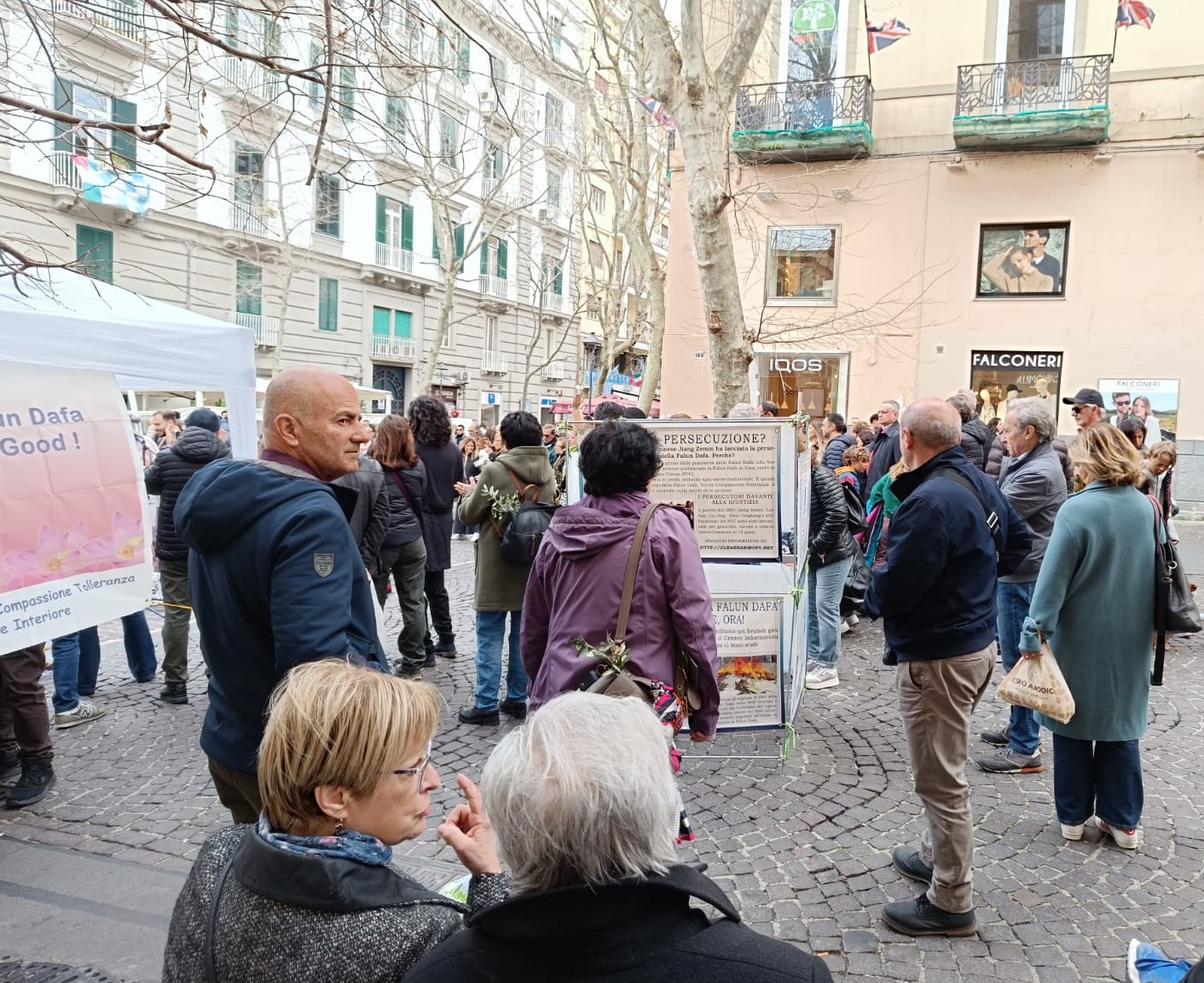 Image for article ​El pueblo de Nápoles conoce los hechos sobre Falun Dafa