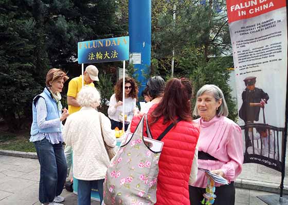 Image for article ​Rumania: Falun Dafa enseña a la gente a ser buena