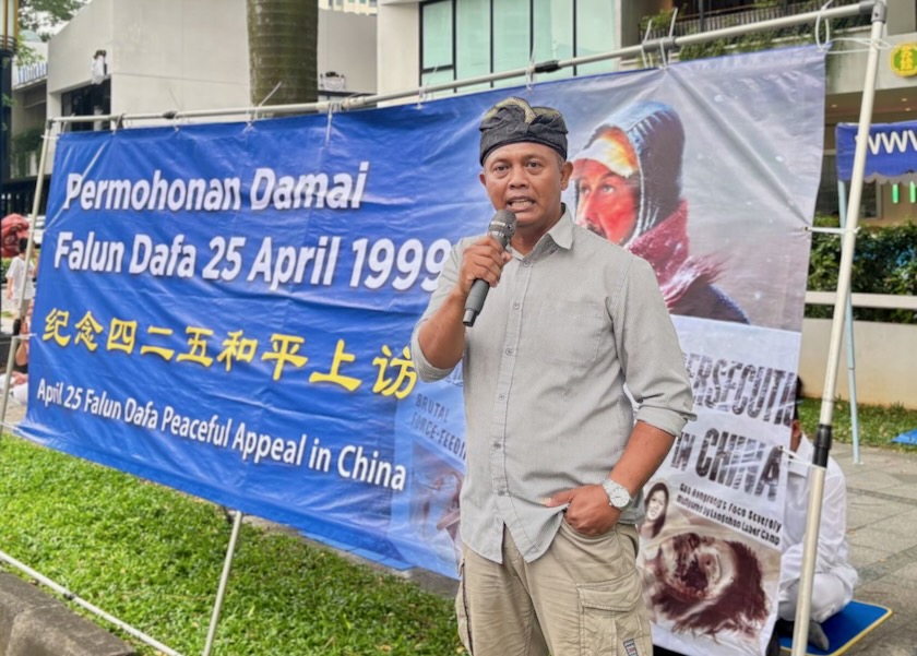 Image for article Yakarta, Indonesia: Concentración Pacífica ante la Embajada de China para conmemorar el 25 de Abril