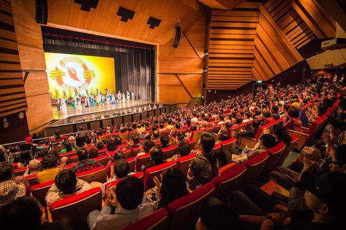 Image for article ​Diseñadores top de Taiwán occidental impresionados por la creatividad de Shen Yun (Fotos)