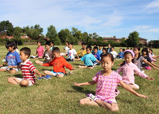 Image for article El progreso de los participantes del campamento de verano de Minghui