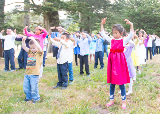 Image for article Se celebra en San Francisco la Segunda Conferencia de Intercambio de Experiencias de Cultivación de jóvenes practicantes de Falun Dafa