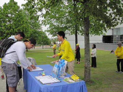 Image for article ​Presentando a Falun Gong en Eslovaquia, Chipre y Finlandia