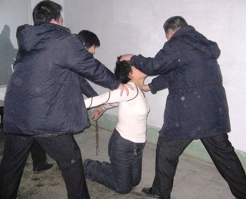 Image for article Informe sobre la tortura y muerte del Sr. He en 2003