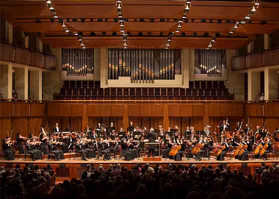 Image for article ​La Orquesta Sinfónica Shen Yun concluye su gira en Chicago, Illinois