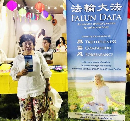 Image for article Sídney, Australia: Turistas chinos se informan sobre Falun Dafa y renuncian al partido comunista chino