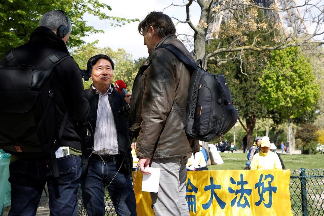 Image for article ​Reino Unido, Francia, Suecia y Países Bajos: Conmemoran con desfiles y prácticas grupales el 20.º aniversario de la Apelación Pacífica del 25 de abril en Beijing