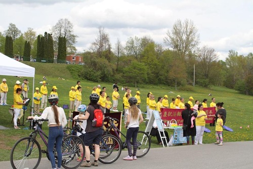 Image for article Quebec, Canadá: Alcalde de Sherbrooke proclama Día de Falun Dafa