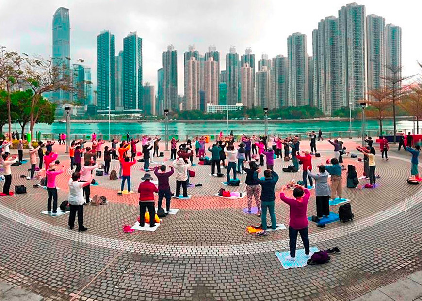 Image for article ​Los residentes de Hong Kong agradecen a los practicantes de Falun Dafa por exponer las atrocidades del PCCh