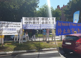 Image for article Madrid, España: los practicantes de Falun Dafa realizan protestas pacíficas frente a la embajada china