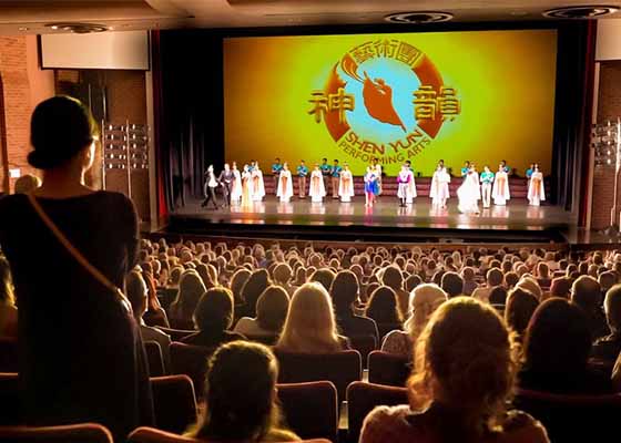 Image for article Colorado: El público se conmueve con el espectáculo de Shen Yun: 
