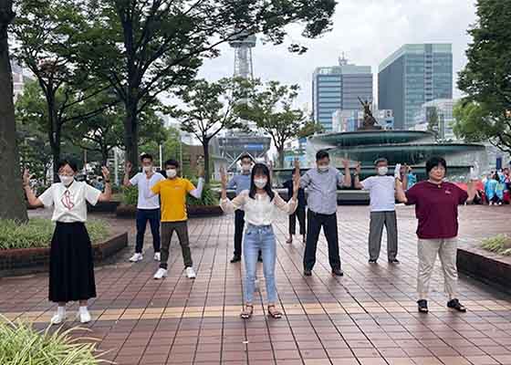 Image for article ​Japón: la opinión pública condena la persecución a Falun Dafa durante el Festival Nippon Domannaka