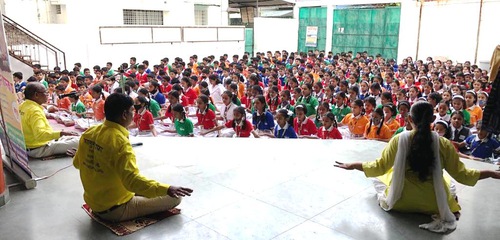 Image for article India: Más escuelas dan la bienvenida a Falun Dafa