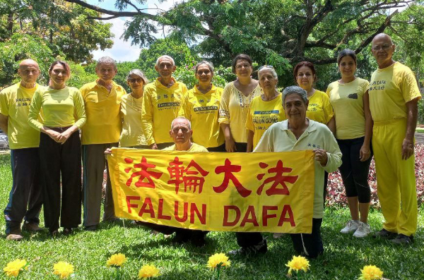 Image for article Venezuela: los practicantes celebran el 31.° aniversario de la presentación de Falun Dafa al público