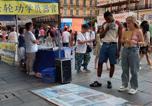 Image for article Madrid, España: La gente condena al PCCh