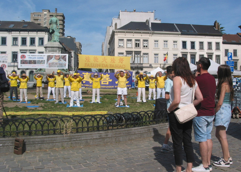 Image for article ​Bélgica: Concentración cerca al Parlamento Europeo pide a los diputados que ayuden a poner fin a la persecución a Falun Dafa