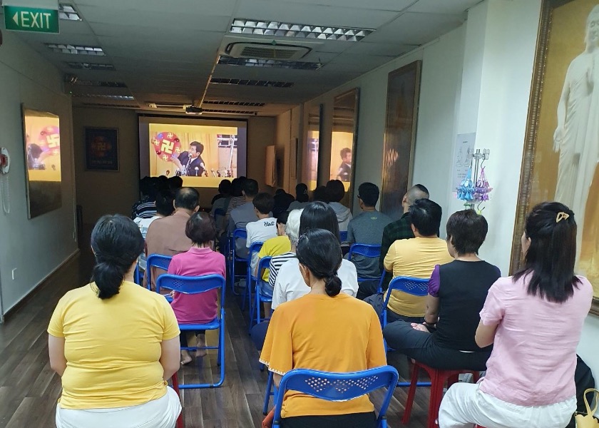 Image for article Nuevos practicantes se benefician del Seminario de Nueve Días de Falun Dafa
