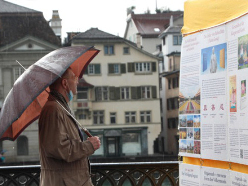 Image for article Suiza: las actividades en dos ciudades exponen la persecución que perpetra el PCCh contra Falun Dafa