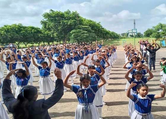 Image for article Nagpur, India: Falun Dafa es bien recibido en 15 escuelas en el centro de la India