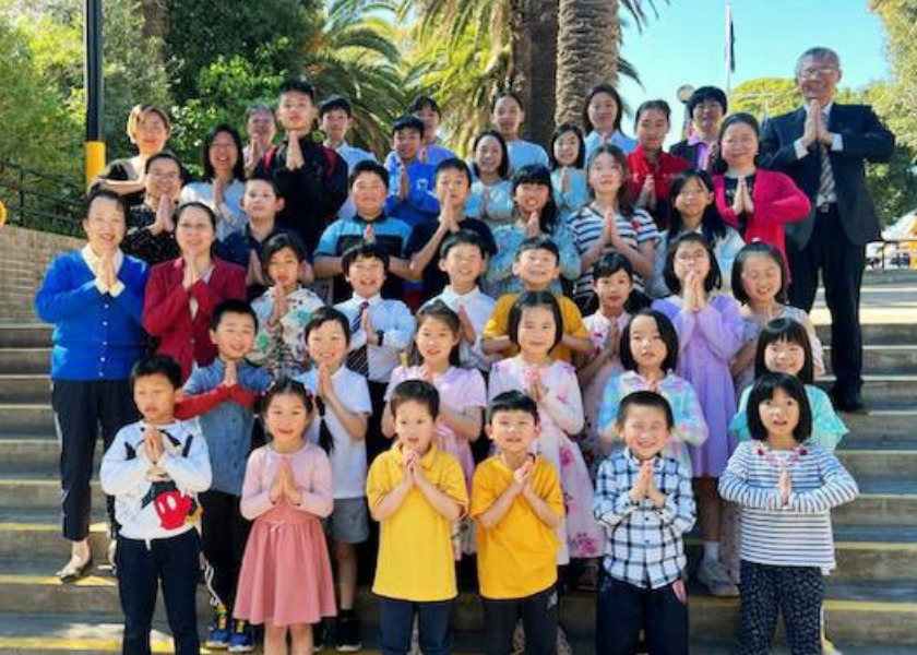 Image for article Jóvenes practicantes mejoran juntos en la reunión de intercambio de experiencias de la Escuela Minghui de Sídney