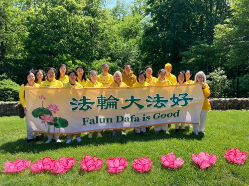 Image for article Indiana, EE. UU.: El gobernador del estado proclama el Día de Falun Dafa