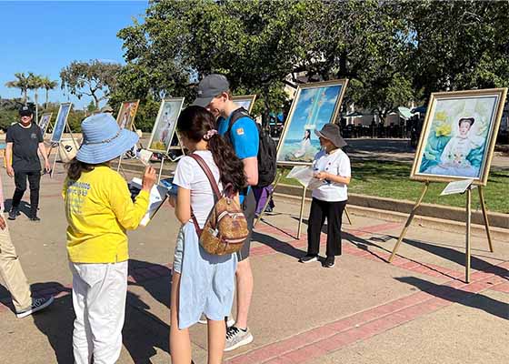 Image for article San Diego: Exposición de Arte de Falun Dafa en el Parque Balboa