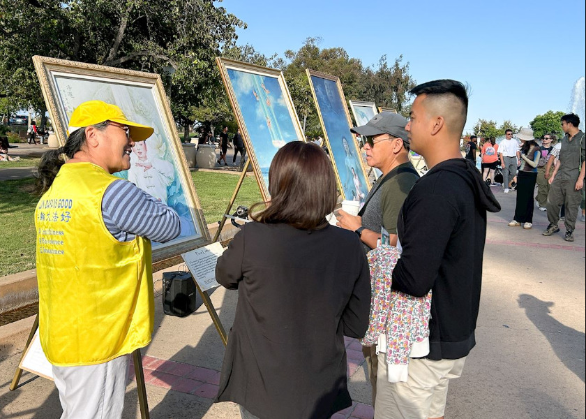 Image for article San Diego, California: La gente ve esperanza en la exposición de arte