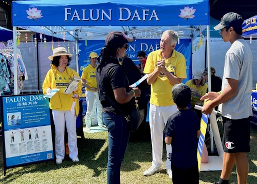 Image for article Brisbane, Australia: Exponiendo la persecución en China en el Festival de la Costa de Redlands