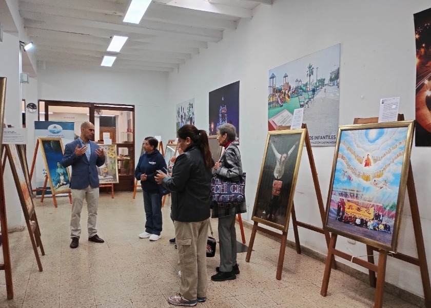 Image for article Perú: Exposición Internacional “El Arte de Zhen-Shan-Ren” en el distrito de Magdalena conmueve a los espectadores