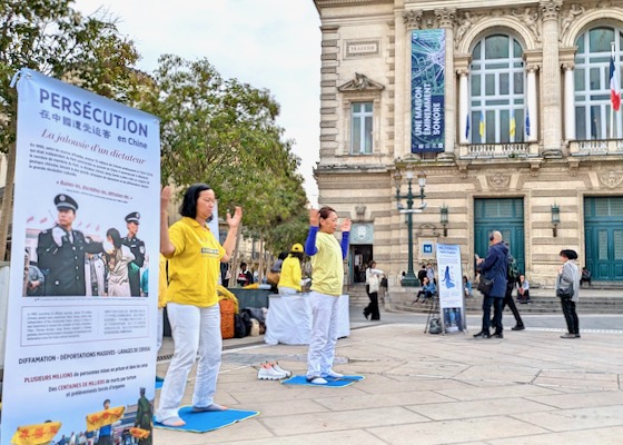 Image for article Montpellier, Francia: Jornada informativa para generar conciencia sobre la persecución perpetrada por el régimen chino