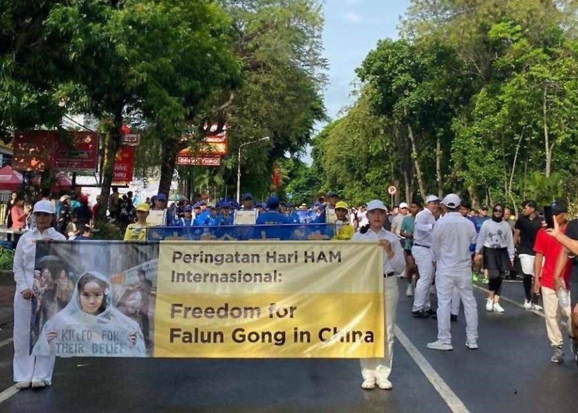 Image for article ​Bali, Indonesia: Llamamientos públicos para poner fin a la persecución a Falun Gong en China en el Día Internacional de los Derechos Humanos