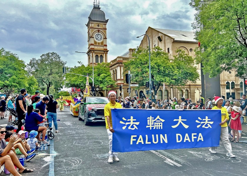 Image for article Practicantes de Falun Gong en tres desfiles navideños en Australia del Sur