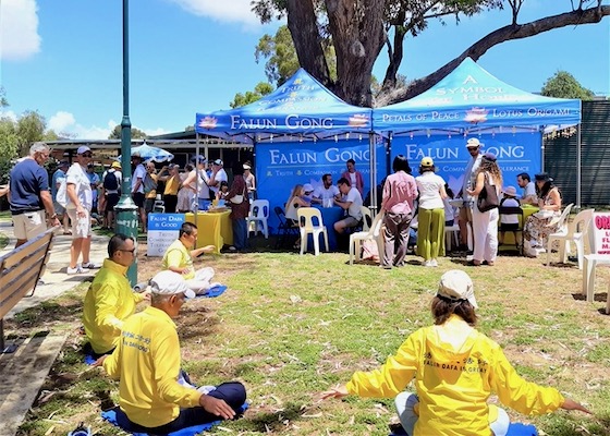 Image for article Perth, Australia: La gente elogia Verdad-Benevolencia-Tolerancia durante el Festival Comunitario