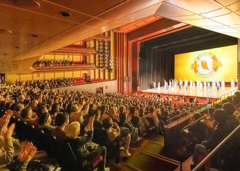 Image for article Espectadores de tres ciudades japonesas aprecian Shen Yun: 