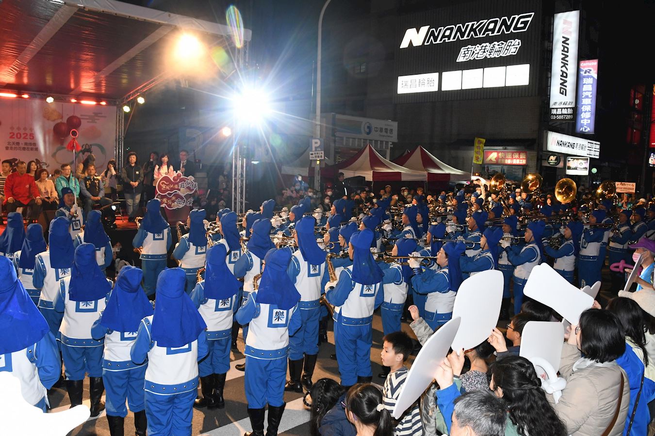 Image for article Taiwán: gran acogida de la Banda Marchante Tian Guo en el Desfile de las linternas