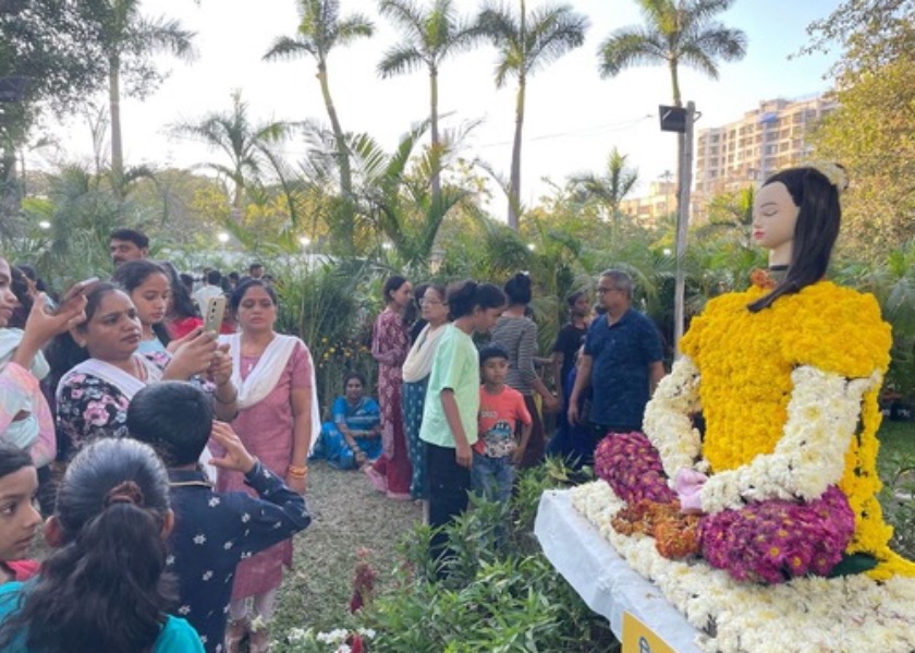 Image for article India: Presentación de Falun Dafa en la Exposición de Flores Mulund en Mumbai