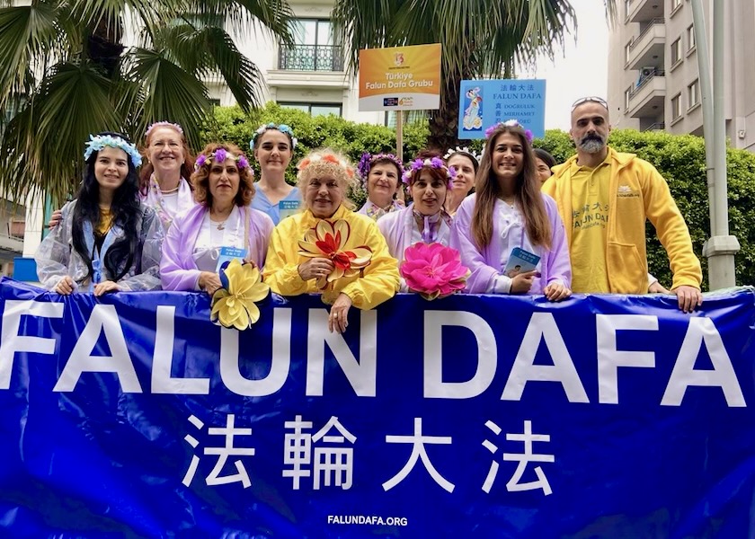 Image for article Turquía: Falun Dafa es bienvenido en el XIII Festival del Azahar