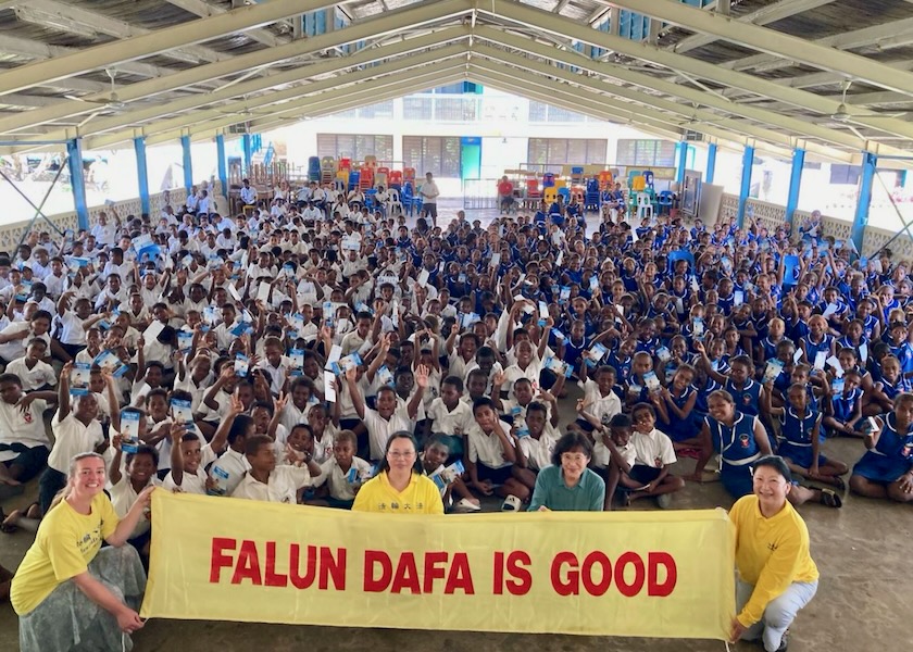 Image for article Practicantes de Falun Dafa en Nueva Zelanda promueven la práctica en las Islas Salomón