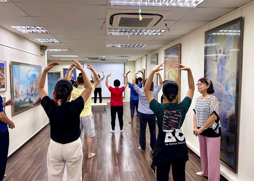 Image for article Singapur: Nuevos practicantes asisten al Seminario de nueve días de Falun Dafa