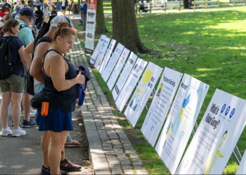 Image for article Boston: los practicantes de Falun Dafa piden el fin de la represión transnacional al conmemorar el 26.º aniversario de la persecución