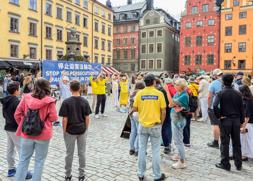 Image for article Suecia: Escena única frente al Museo del Premio Nobel recibe elogios de turistas de todo el mundo