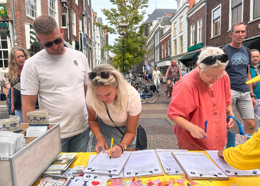 Image for article Países Bajos: Apoyo público a Falun Dafa en Delft