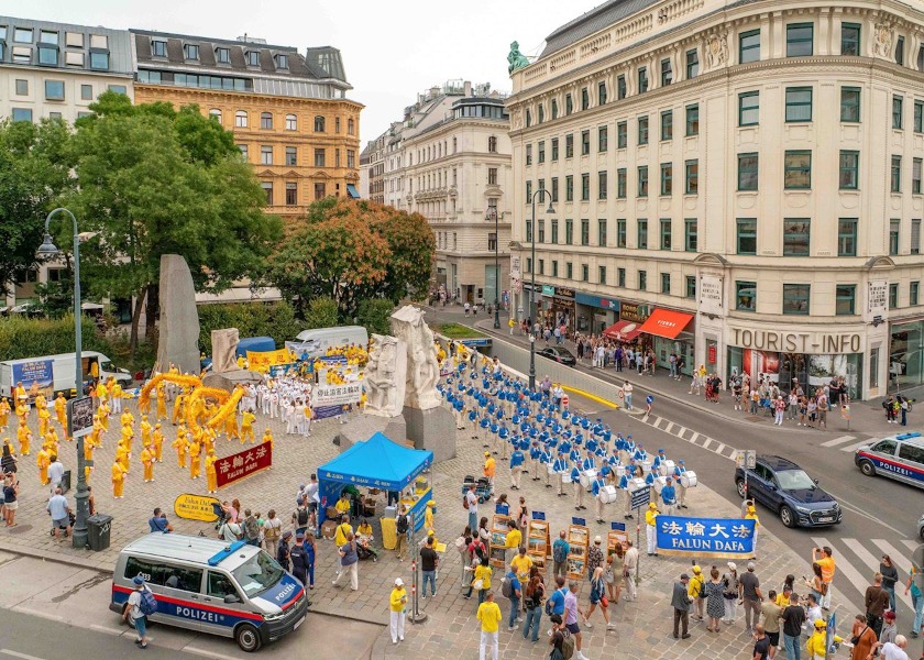 Image for article Austria: Manifestación y marcha en Viena para generar conciencia sobre la persecución a Falun Dafa