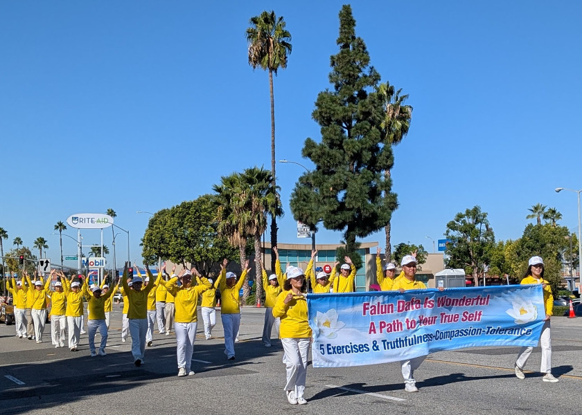 Image for article California: Falun Dafa exhibe la cultura tradicional china en el Desfile del Día de Buckboard