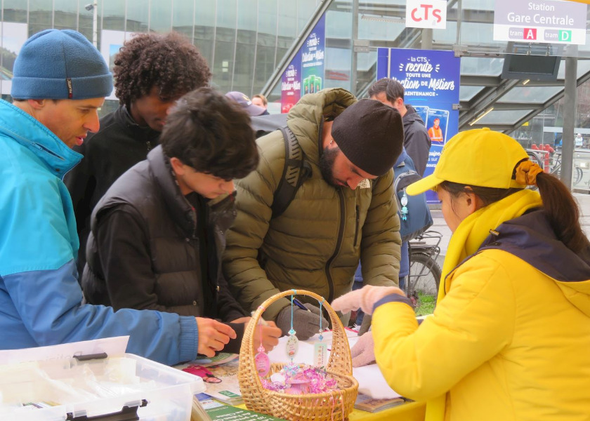 Image for article Francia: Grupo de Falun Gong organiza un evento durante las reuniones sobre derechos humanos del Consejo de Europa