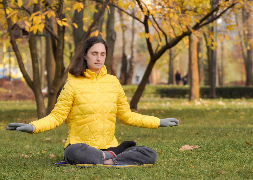 Image for article Entendiendo lo que significa ser un verdadero practicante: Practicantes ucranianos comparten perspectivas tras leer los artículos del 22.º Fahui de China