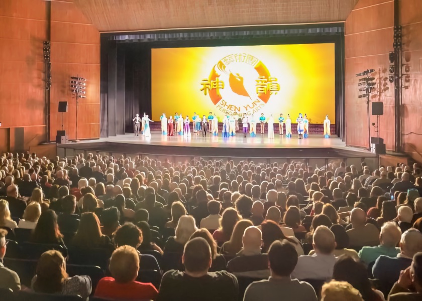 Image for article Shen Yun continúa su gira por Estados Unidos, Asia y Europa: “Profundamente conmovedora y cautivadora”