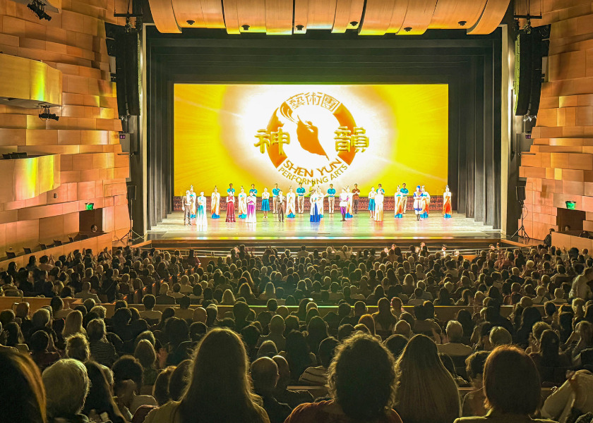 Image for article ​Personas de ascendencia china valoran Shen Yun: “Encontraron el alma de la cultura tradicional china